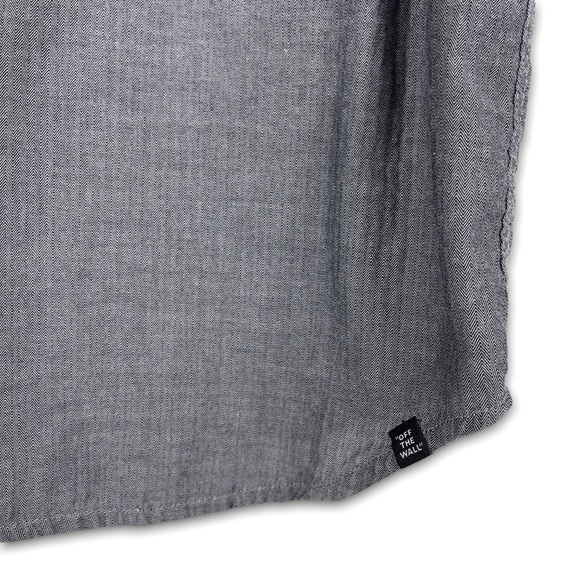 Vans Off The Wall | Short Sleeve Button Up Shirt Size Small - Picture 7 of 9